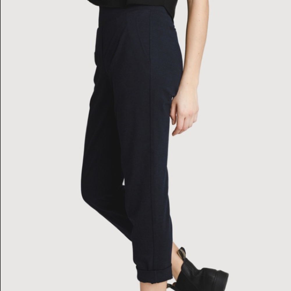 Kit + Ace navy mulberry pants - size 6